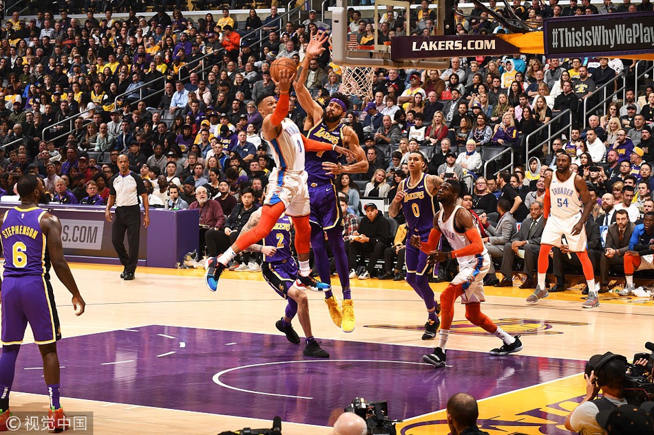 球队奠定胜 球队奠定胜